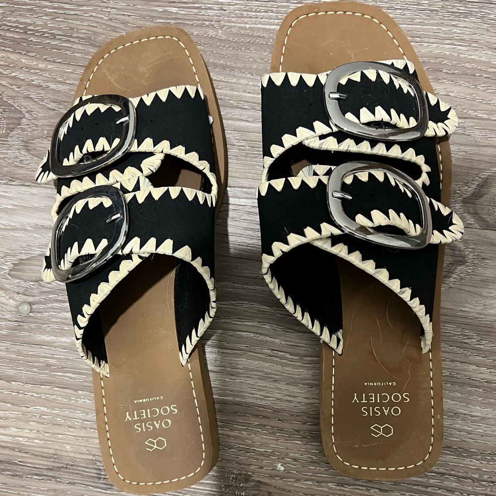 Oasis Society - Black and Cream Sandals with Woven Design